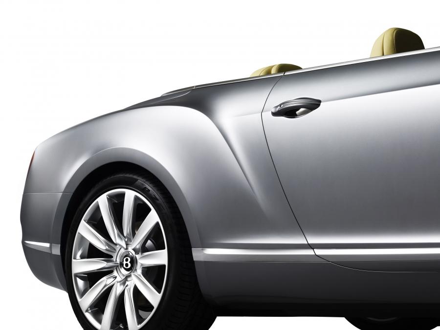  Bentley Continental GTC 2011 года  (фото 124 из 167)